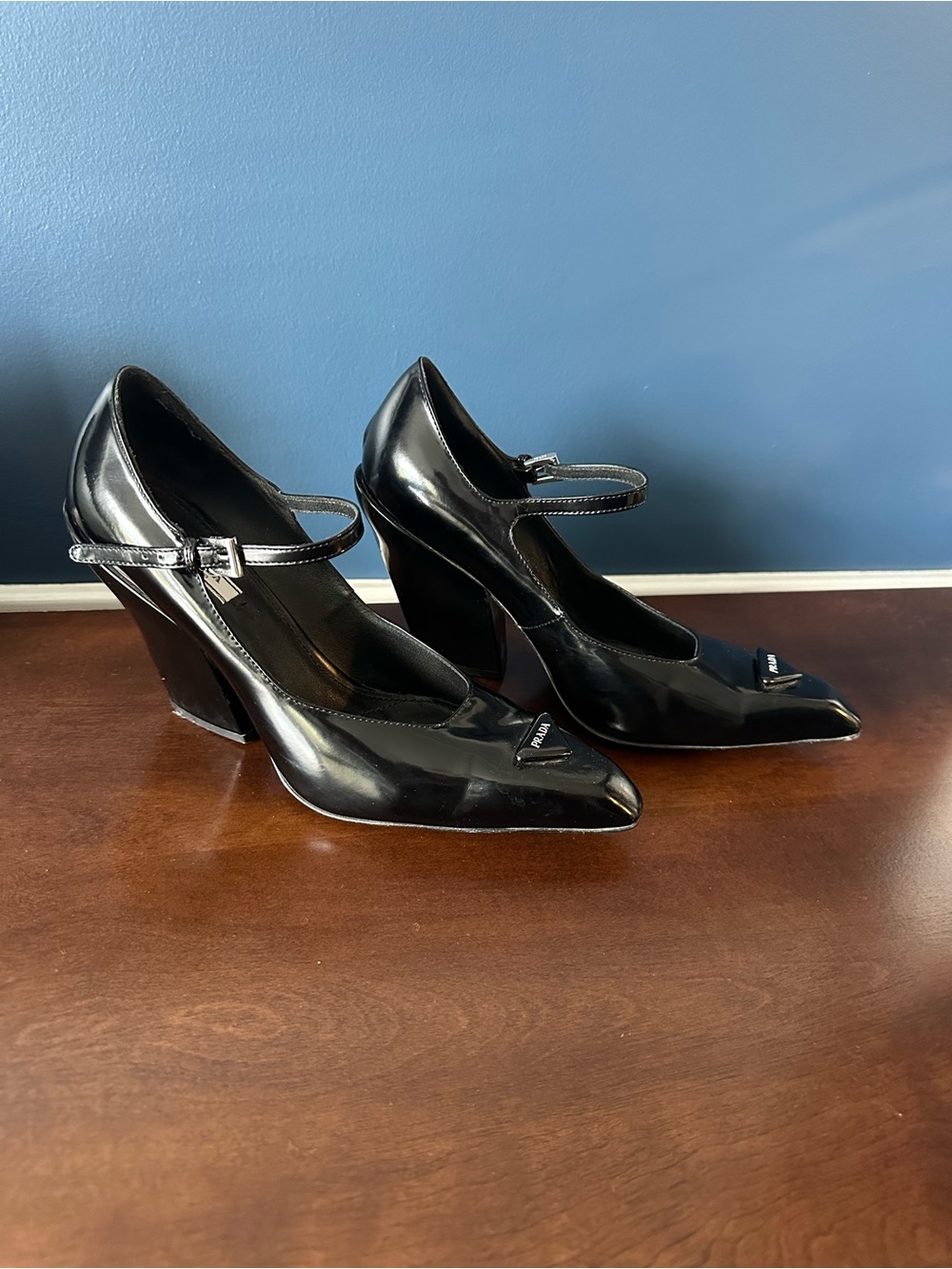 Prada Modellerie Black Spazzolato Leather Mary Jane Heels Size 39 - Picture 4 of 15
